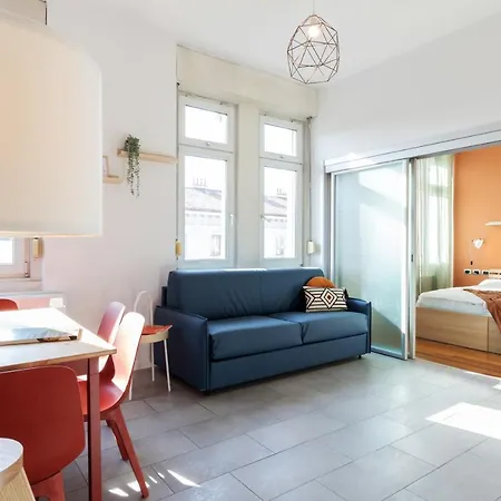 Apartment Joivy Trendy Units In The City Centre Triest